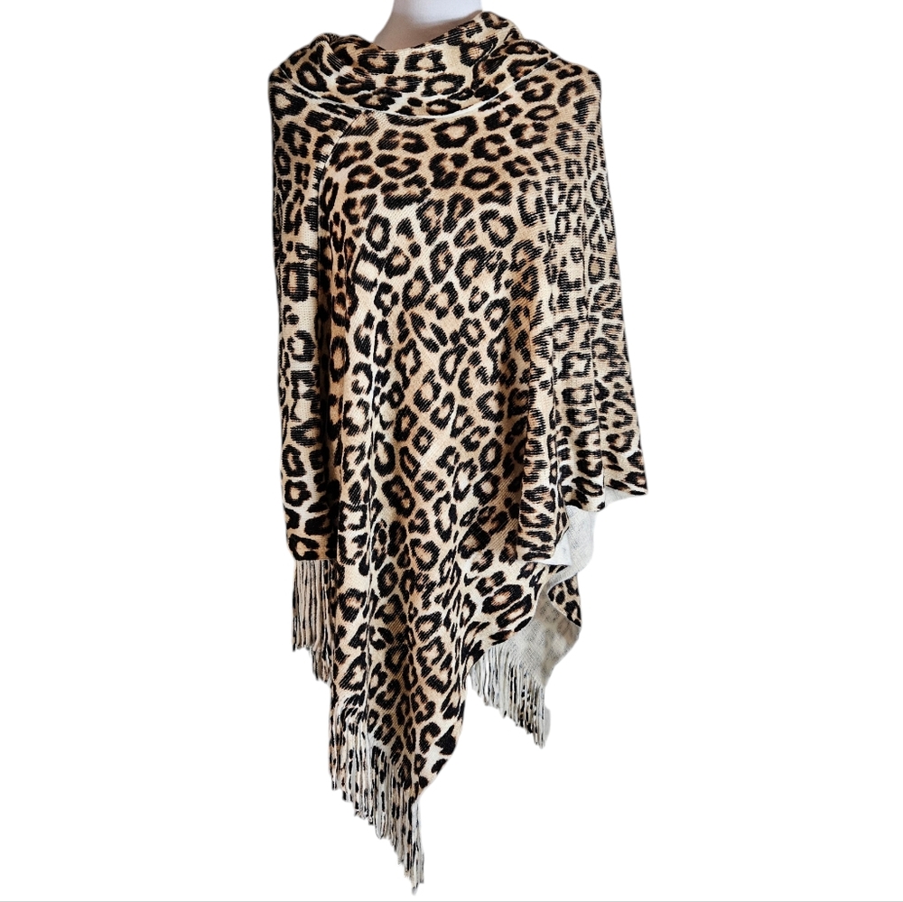 Chicos Cozy Leopard Animal Print Poncho/Shrug One Size Cowl Neck Fringed Boho - Picture 5 of 11